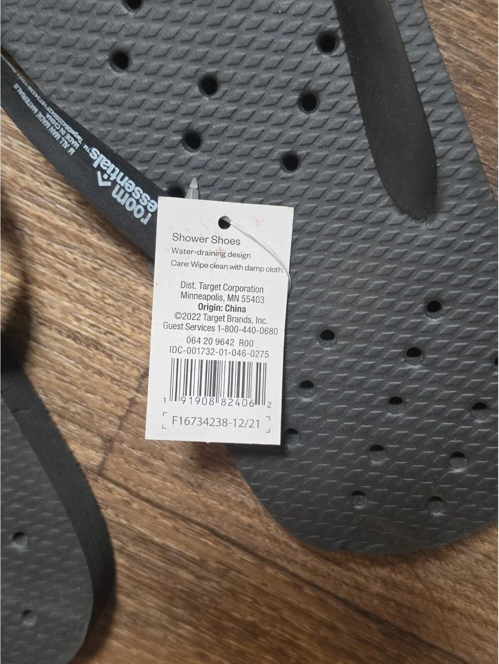 Room Essentials Camp Shower Water Draining Flip Flops M 9/10 W 10/11, # 57
